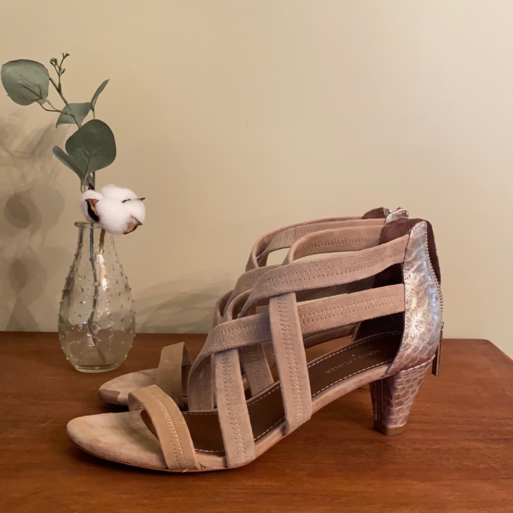 Donald J Pliner Tan Suede Sandals Size 11